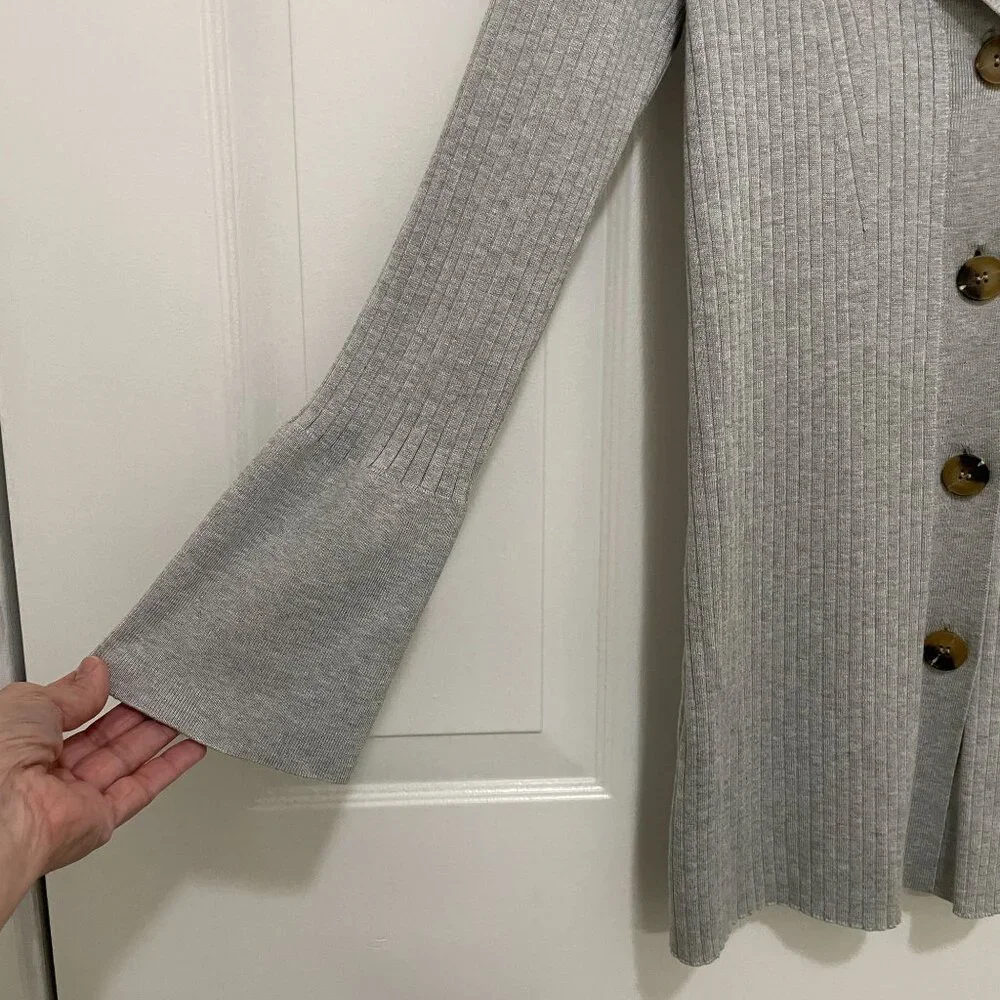Cardigan Sweater Womens Small Gray Ribbed Bell Sleeve Button Up‎ Office Casual